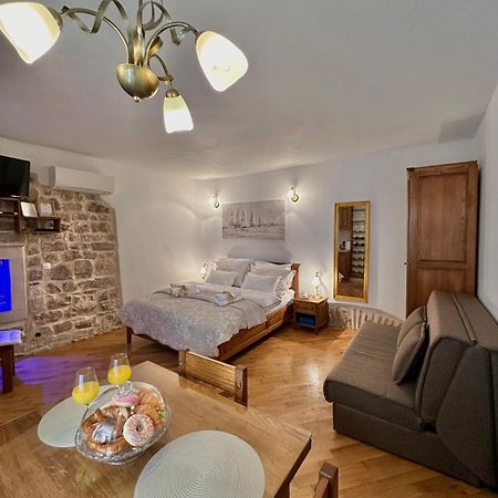 Diocletian Wine Studio Apartment II Сплит Экстерьер фото