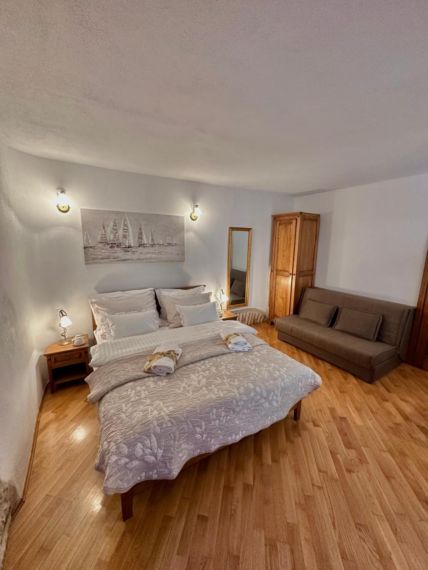 Diocletian Wine Studio Apartment II Сплит Экстерьер фото